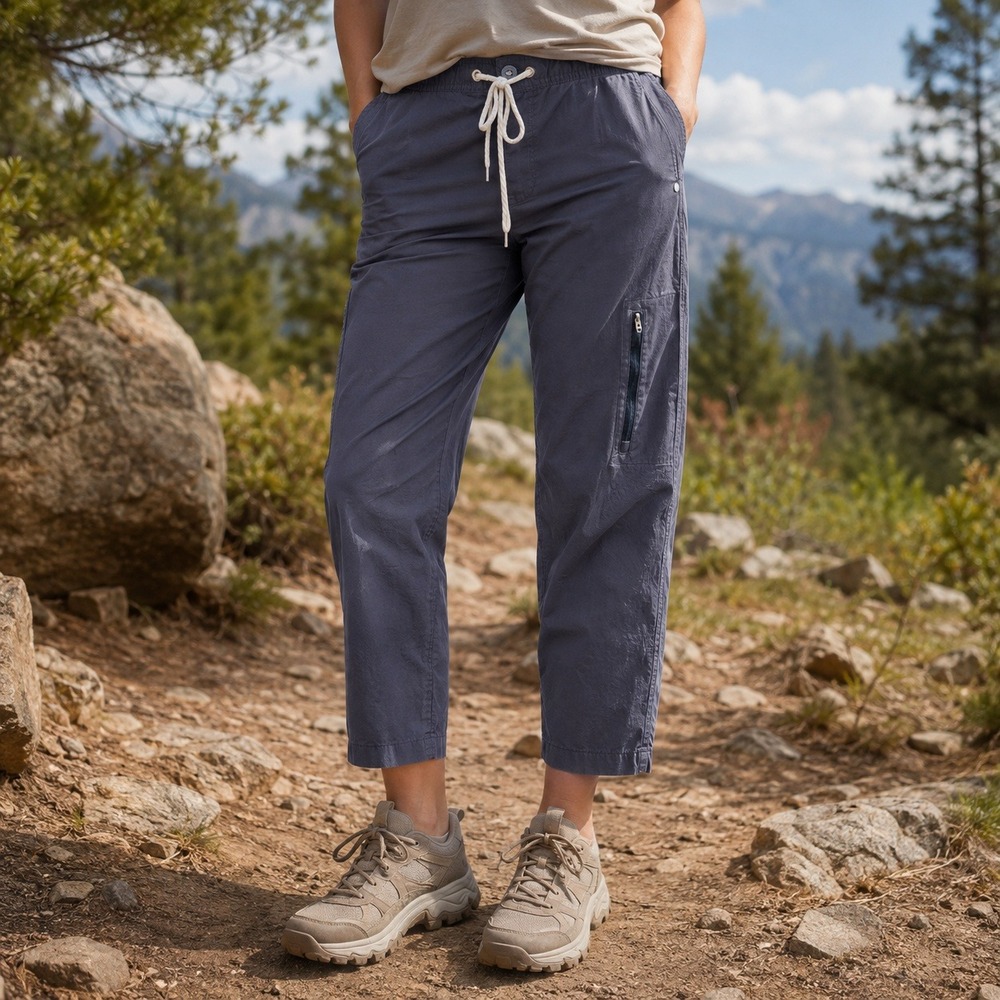Vuori Women's Straight Leg Drawstring Pants in Slate Blue